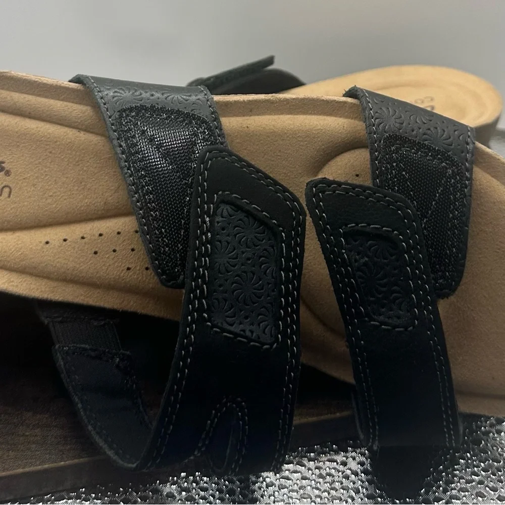 Clarks Collection Two Strap Adjustable Comfort Slide Sandals Black Size 11 EUC - Picture 7 of 9